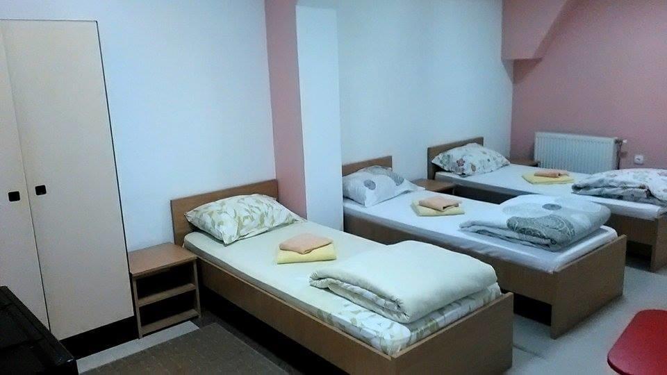 Hostel Paparazzo & Apartmens Kikinda Zimmer foto