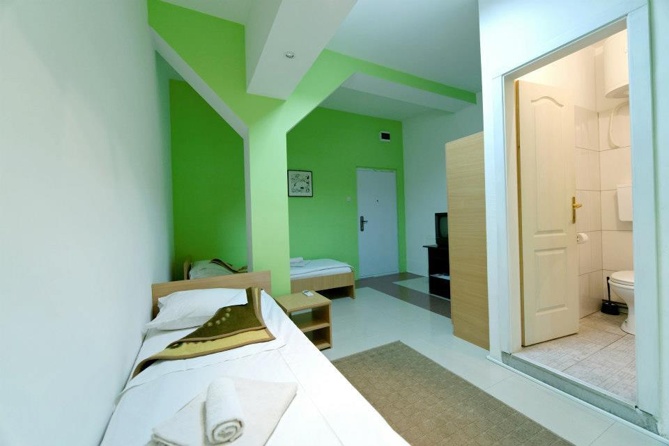 Hostel Paparazzo & Apartmens Kikinda Exterior foto